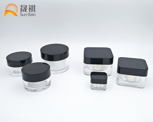 O cosmético plástico de creme range 5g acrílico para o empacotamento da amostra do creme do olho